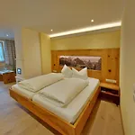 Hotell Bergheimat 3*