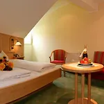Hotell Bergheimat 3*