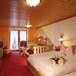 Hotell Bergheimat Schönau am Königssee